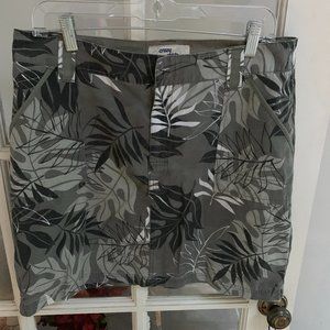 Size 10 Crazy Shirts Tropical Leaves Mini Skirt